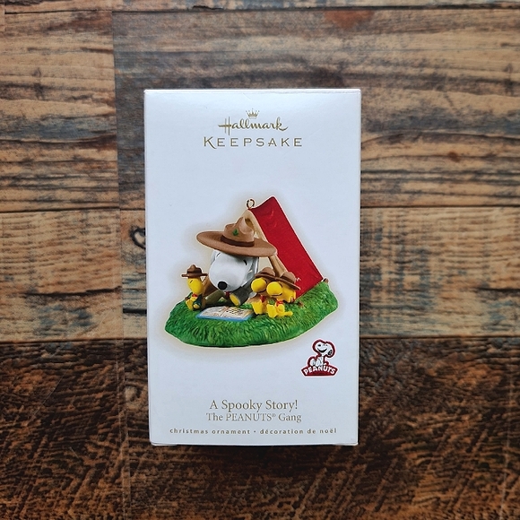 Hallmark Other - Hallmark Ornament A Spooky Story 2009 Peanuts Gang Snoopy + Scouts Camping Tent